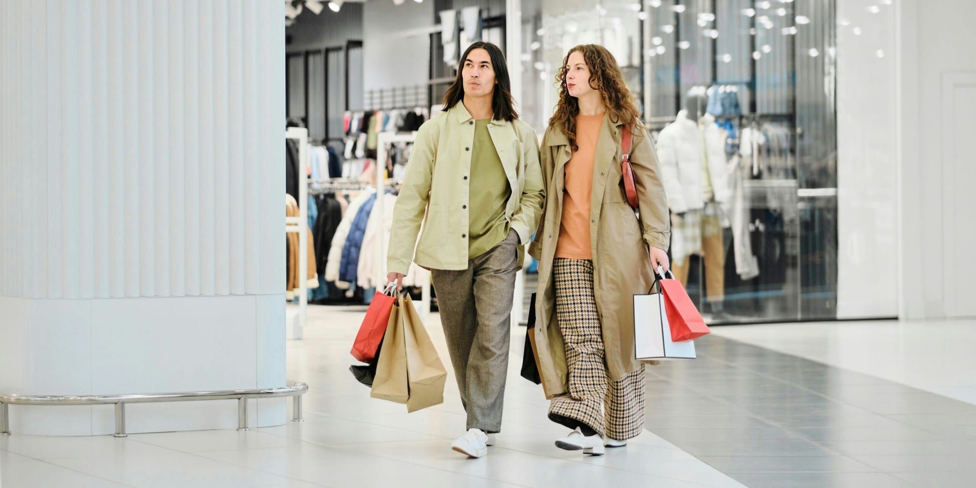Consumer Confidence Rises in July Amid Easing Inflation Concerns
