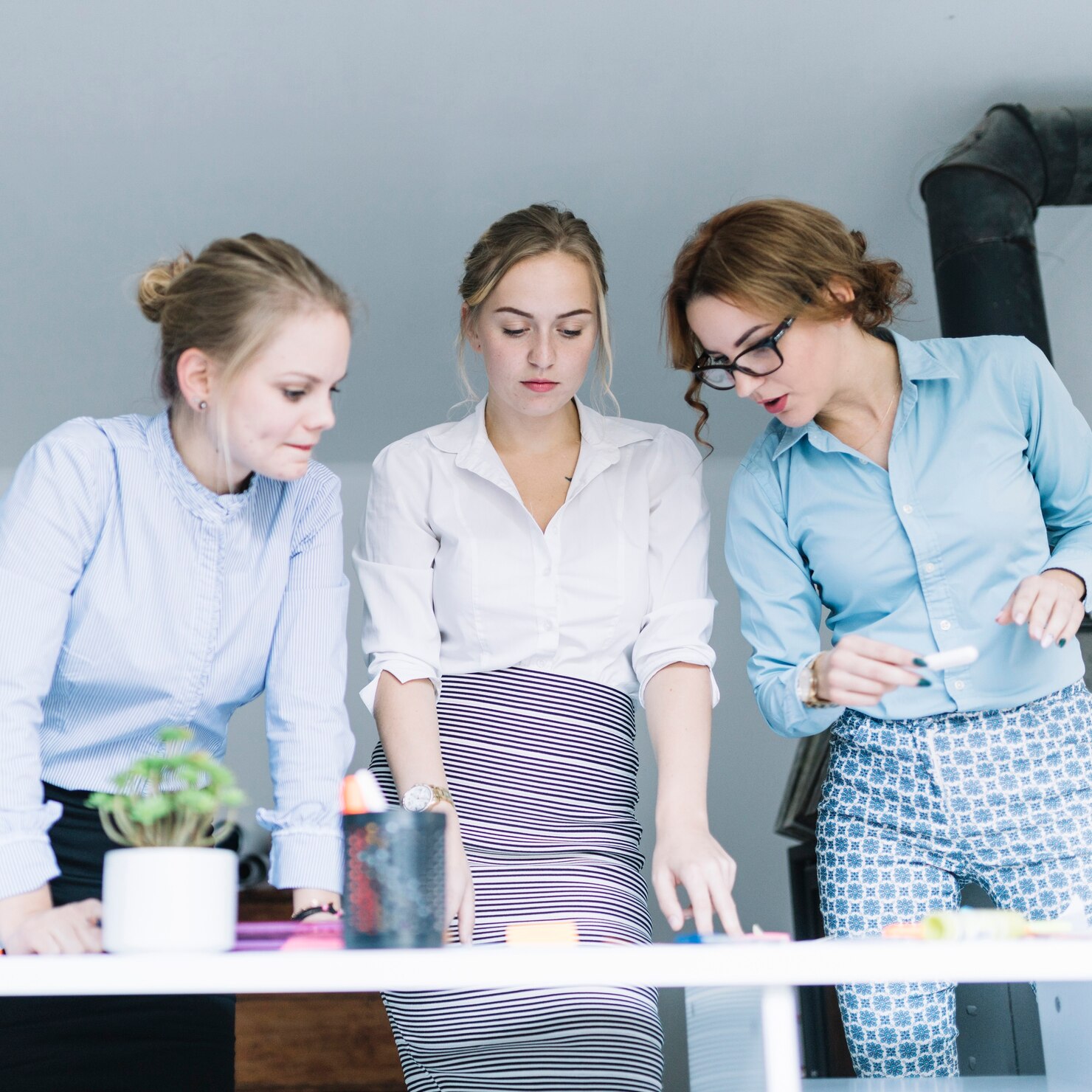 Businesswoman Standing Office Desk Planning Business Plan 23 2147955174