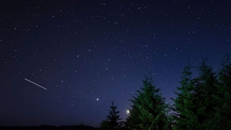 Astrological Insights for Navigating Relationships in June 2025: Jupiter’s Transit in Cancer Encourages Emotional Growth