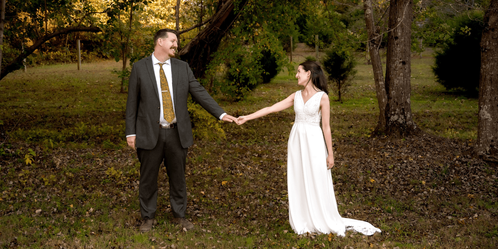 "Jennifer Mummert Photography captures couples' authentic love stories through emotional, timeless imagery, focusing on connection, adventure, and sincerity."