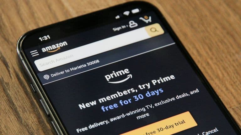 Amazon Announces Major Corporate Layoffs Amid Tech Sector Shift
