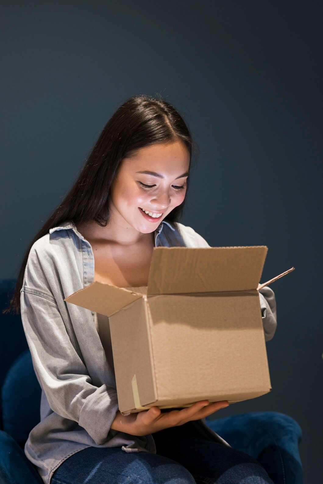 Woman Looking Box After Ordering Online 23 2148455141